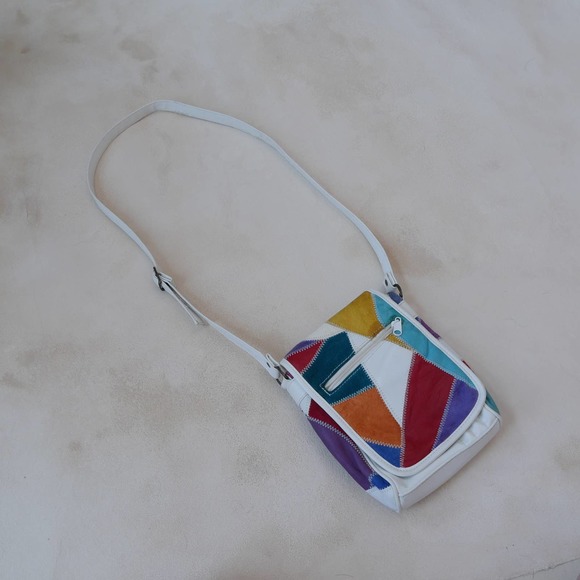 White Leather Crossbody Vintage Patchwork Multi-Color Flap-Over Snap Closure - Picture 4 of 9